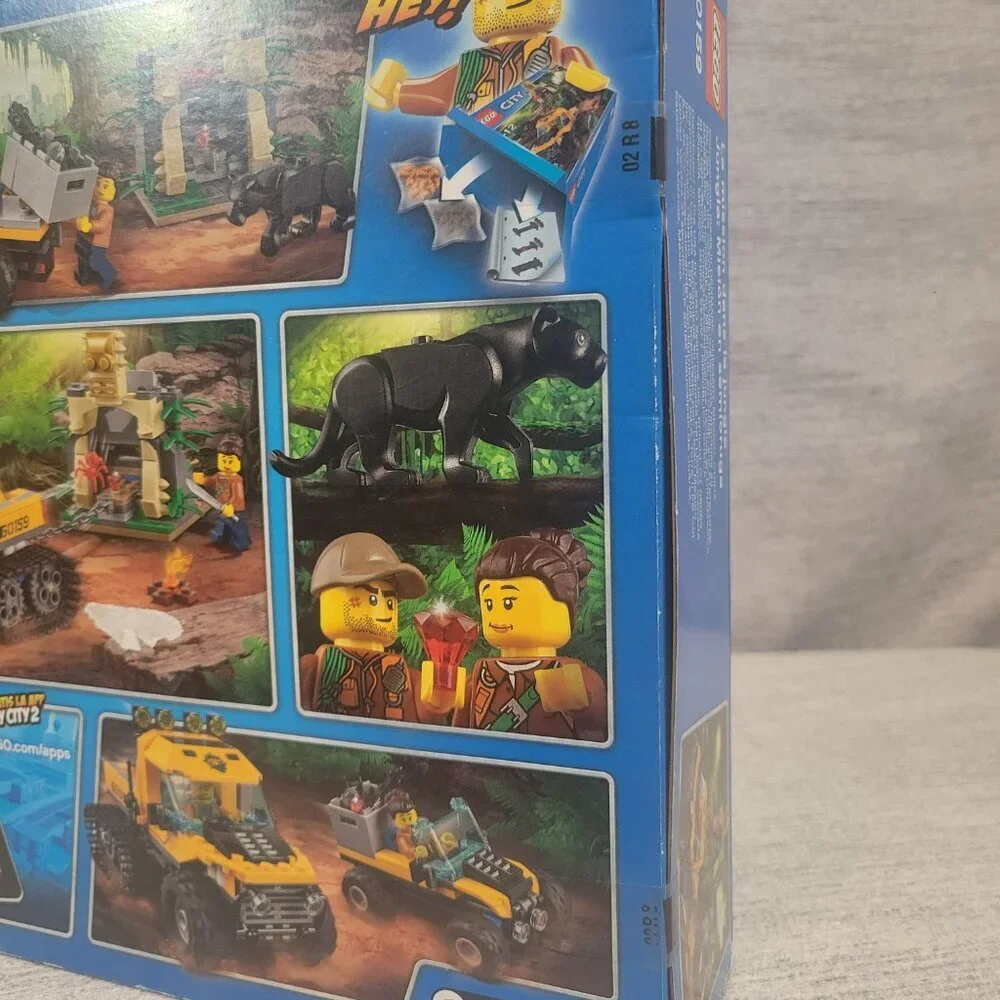 Lego City Jungle Halftrack Mission 60159